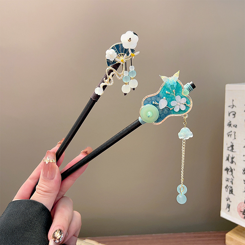 Horquilla Clásica con Borlas,  - Women Accessories Wholesale reseña y precio
